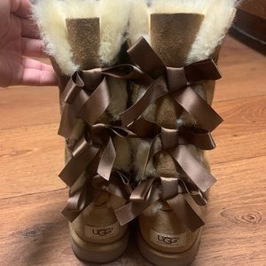 UGG Bailey Bow Tall Boot Big Kid Size 4 = Women’s Size 6